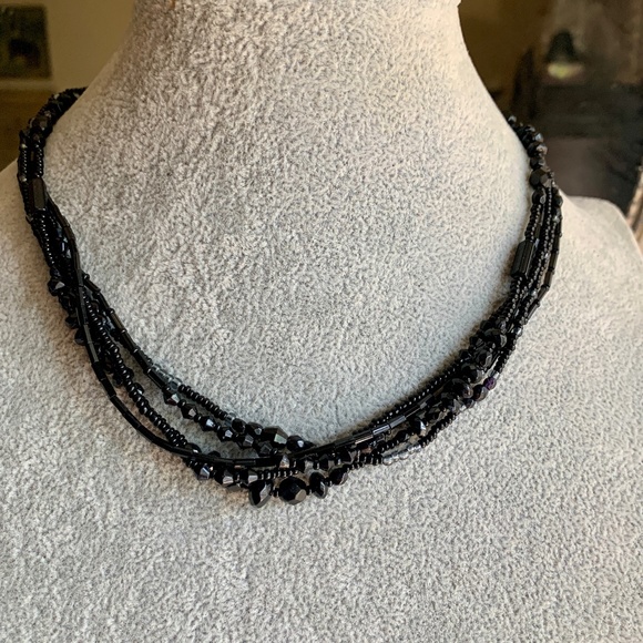 LC Liz Claiborne Jet Black Beaded 5 Strand Choker - Picture 2 of 5